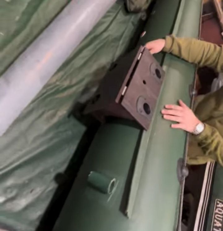 table made of waterproof plywood for the echo sounder 2
